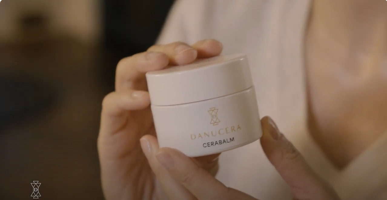 Dlaczego na twarzy pojawiają się wągry?