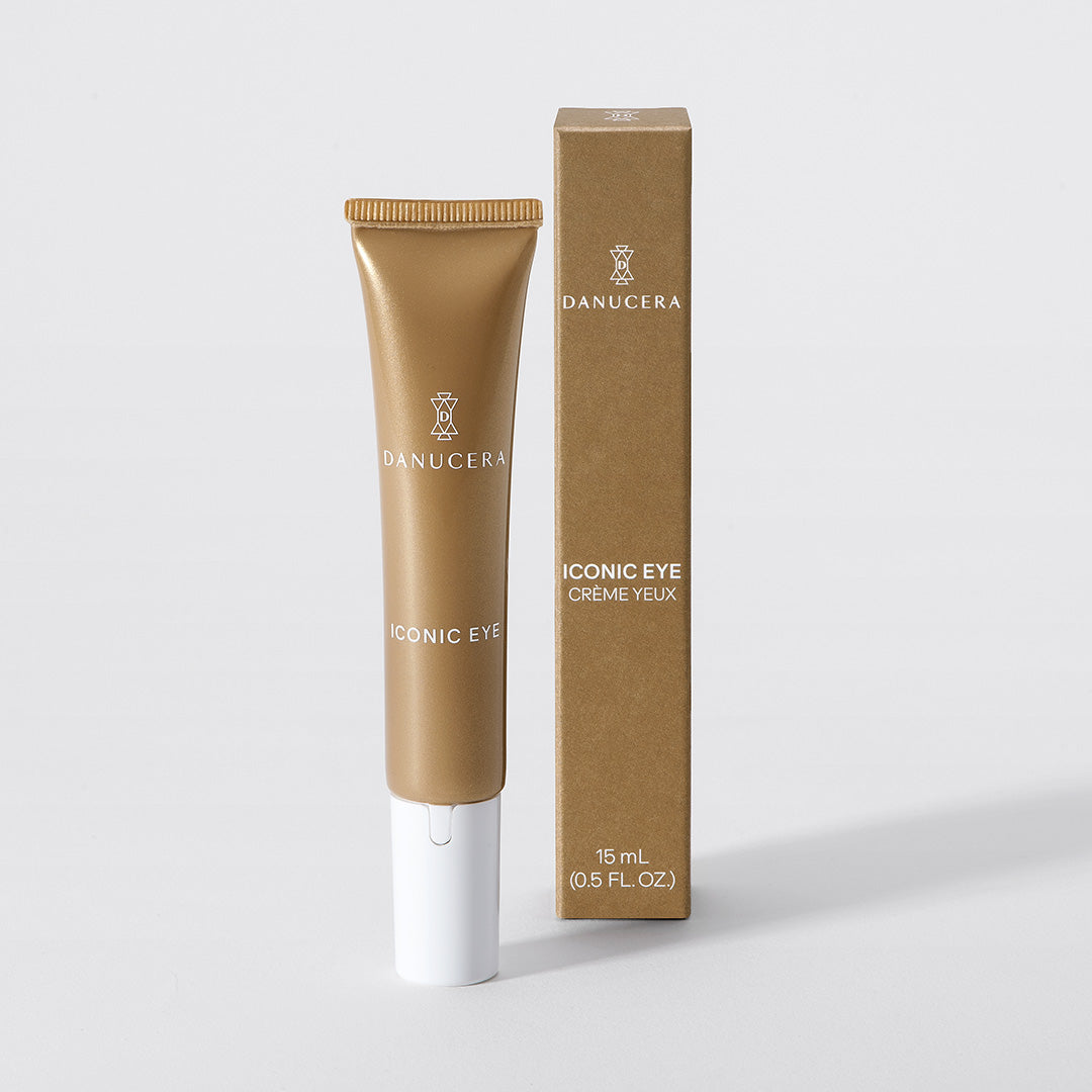 Wieczorna pielęgnacja skóry pod oczami