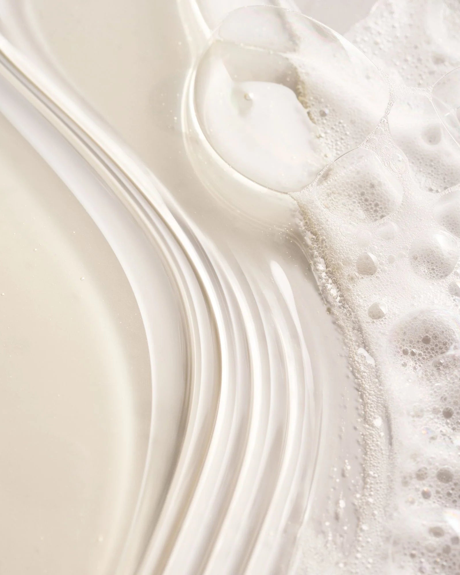 Serene Scalp Densifying Shampoo 250ml