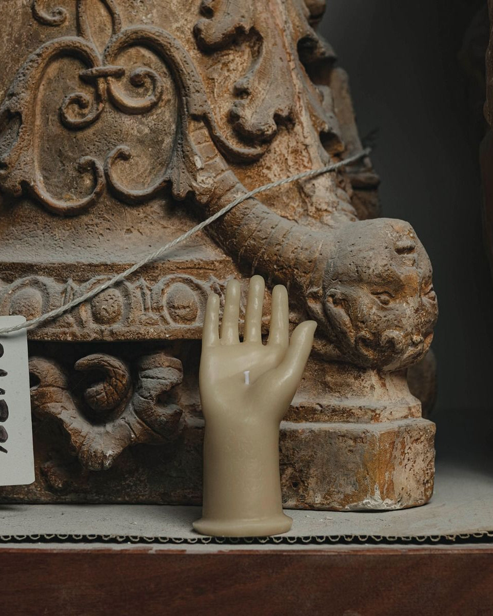 Hand Ex-Voto Black